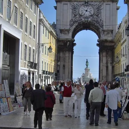 Portuguese Design 1 Bedroom In The Heart Of Lissabon