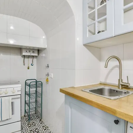 Portuguese Design 1 Bedroom In The Heart Of Apartment *