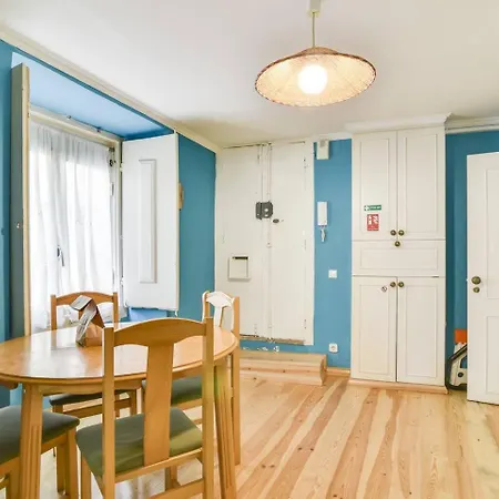 Portuguese Design 1 Bedroom In The Heart Of Apartment